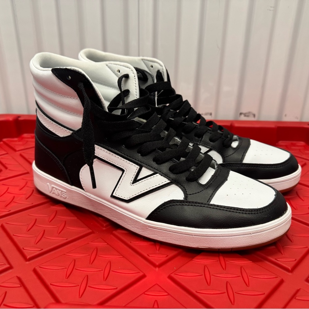Vans Lowland CC High Tops Men’s Size 13 RARE